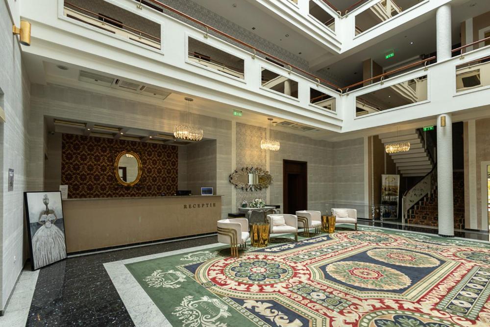 Hotel Romanita Baia Mare Buitenkant foto