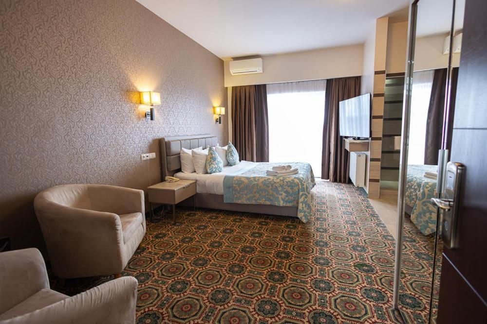 Hotel Romanita Baia Mare Buitenkant foto